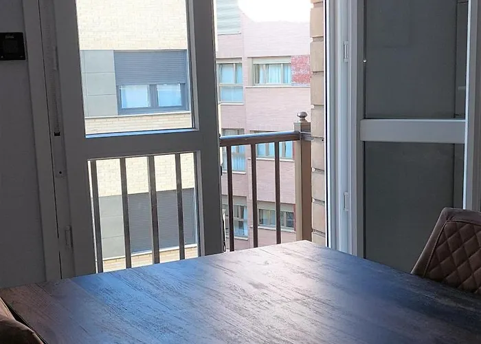 Villanueva - 3 Hab - Wifi דירה גיחון